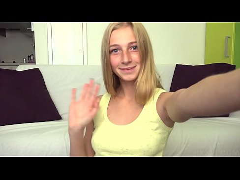 ❤️ Kun minulla on tylsää masturboin laiskasti vaaleanpunaista pilluani ❤ Super seksi at us